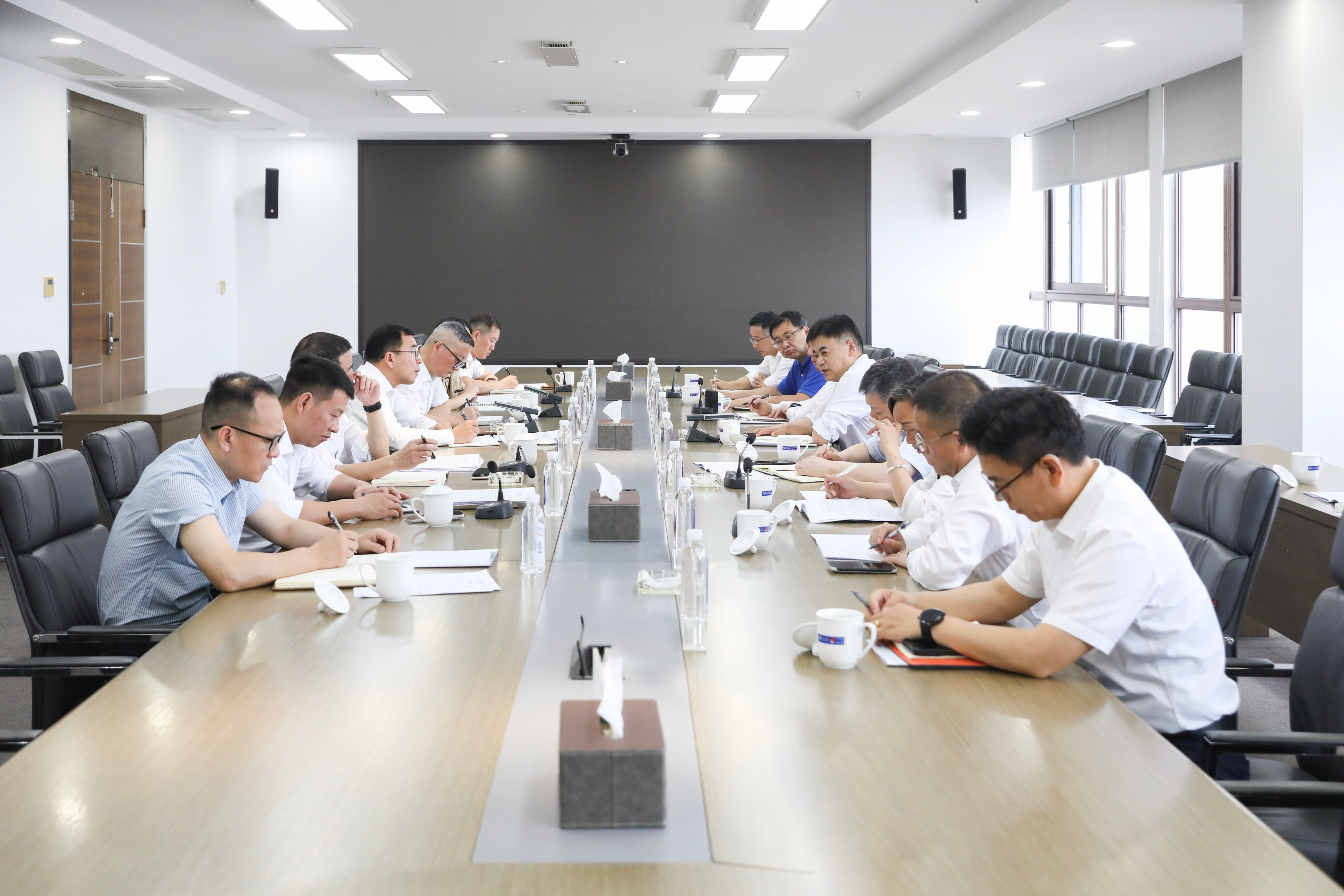 集团党委委员、副总经理孙志龙调研南宫电子游戏集团